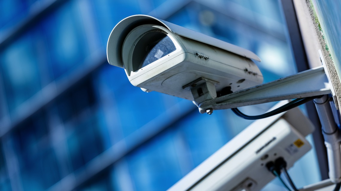 Instalación de equipos para instituciones